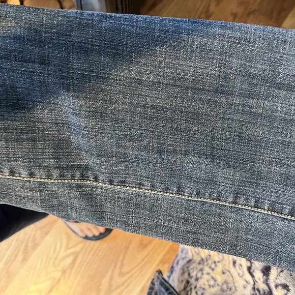 Michael Kors Jeans, size 4P, folded pockets in back, gently used - Picture 5 of 7